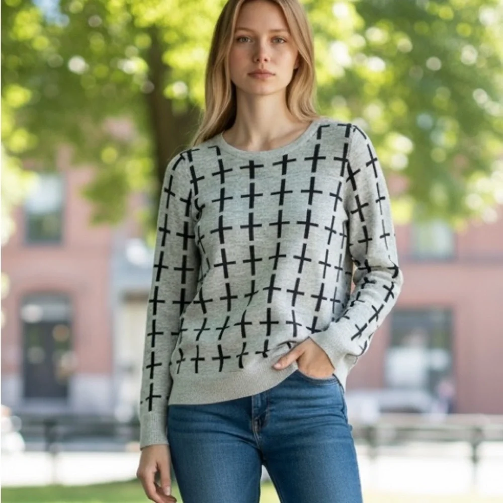 POL Cotton Long Sleeve Pullover Crewneck Sweater Gray Black Size Medium - Picture 8 of 9